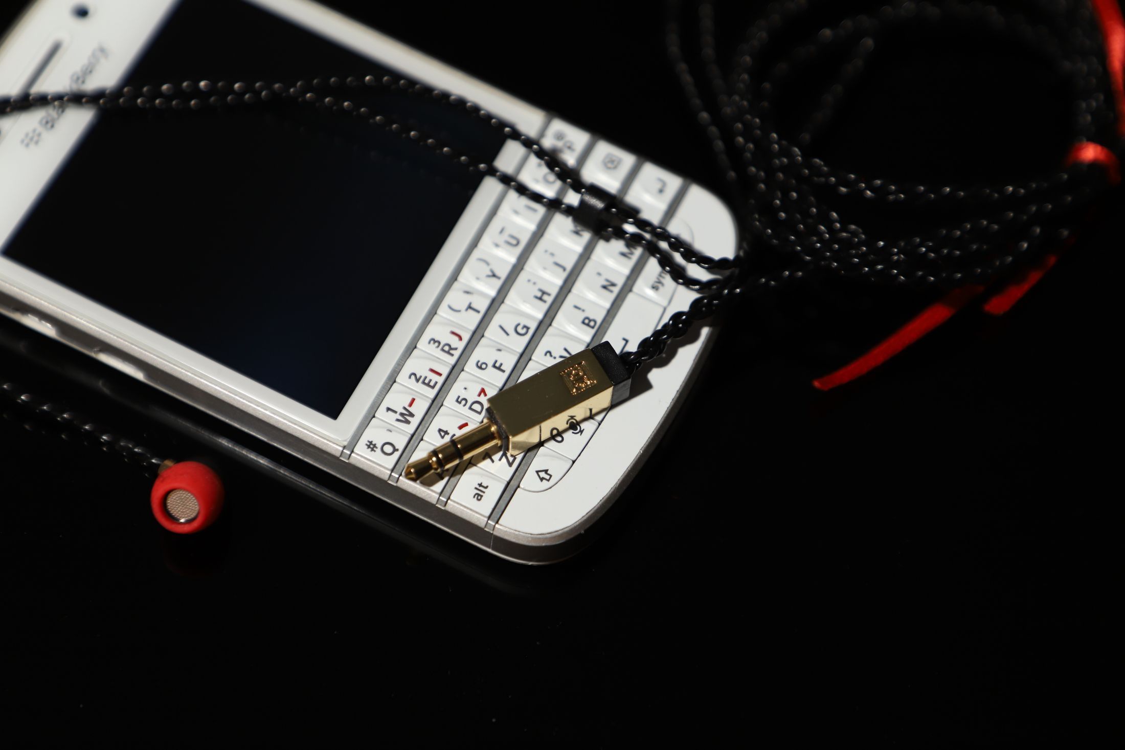 女性耳机推荐潘多拉,体验定制耳机