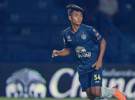 18岁梅西战尤文后的评价,19岁梅西对战c罗