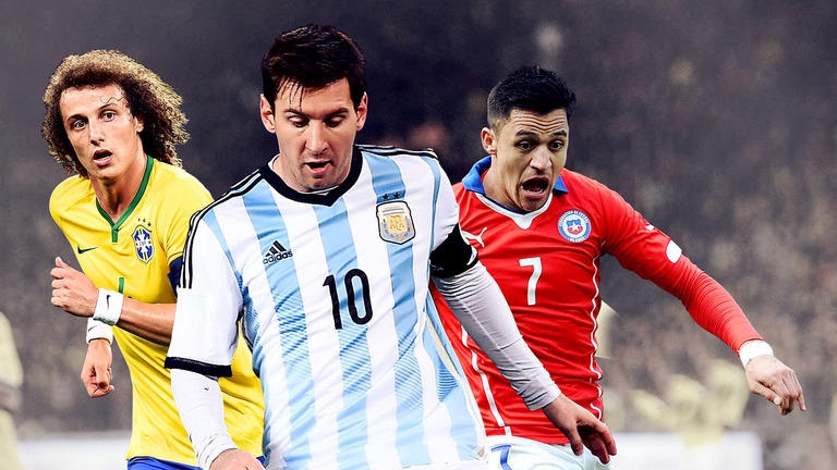 2019年度足坛十大球星3人c罗前三,十大前锋罗纳尔迪尼奥