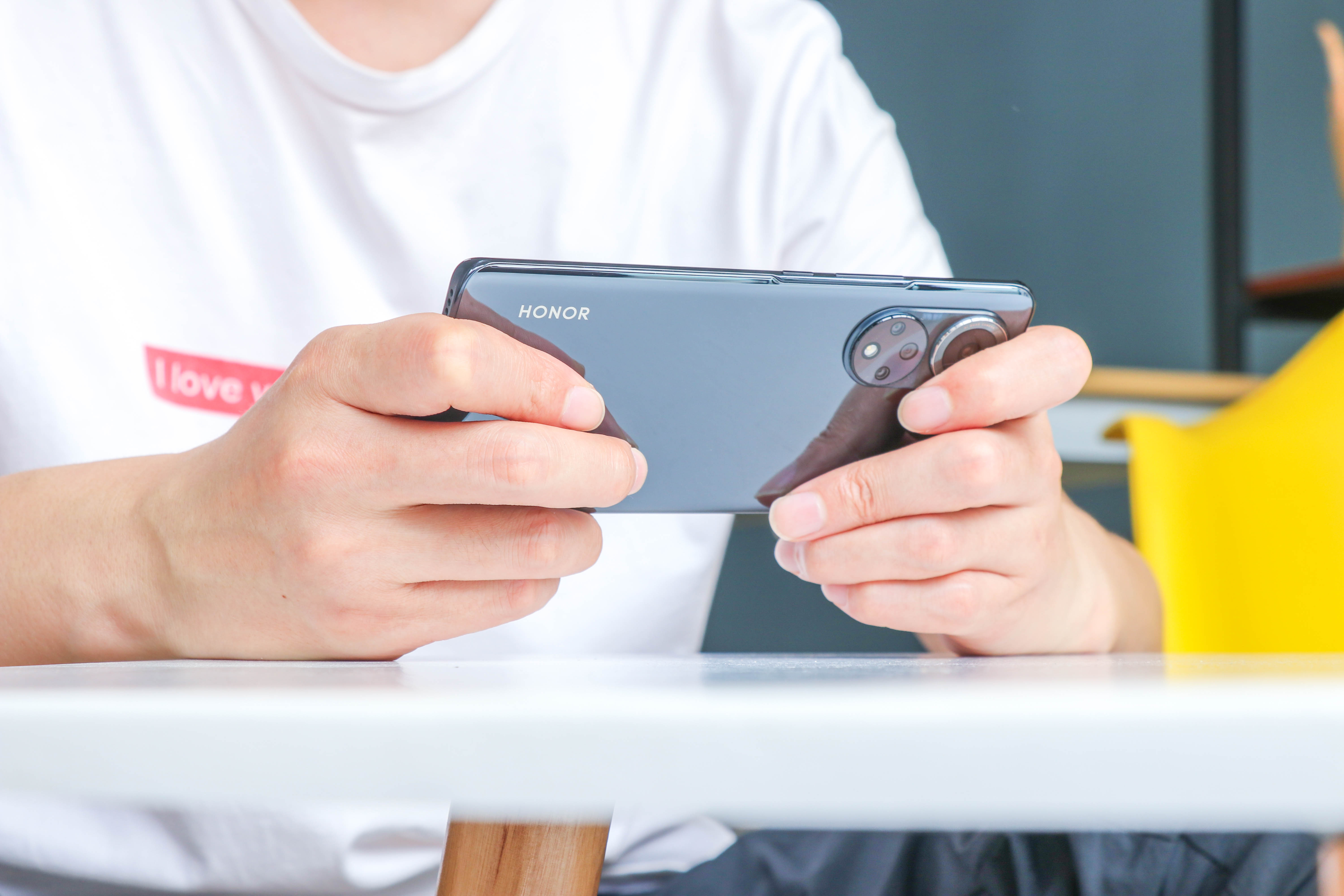 荣耀50除了vlog还有什么功能亮点,荣耀50怎样拍vlog带美颜