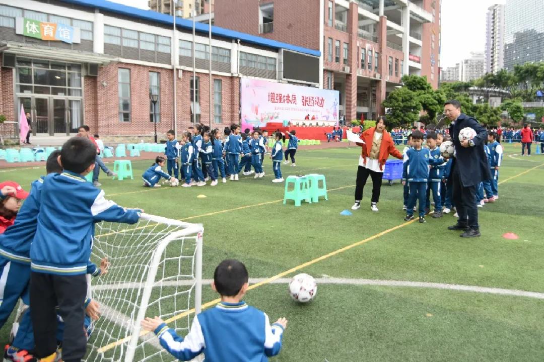 强健体魄展青春风采,锦绣小学活力操