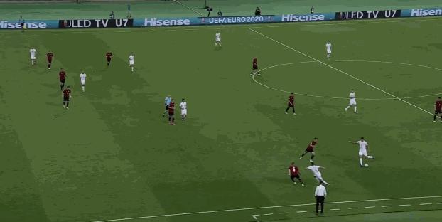 外脚背助攻,欧洲杯神助攻