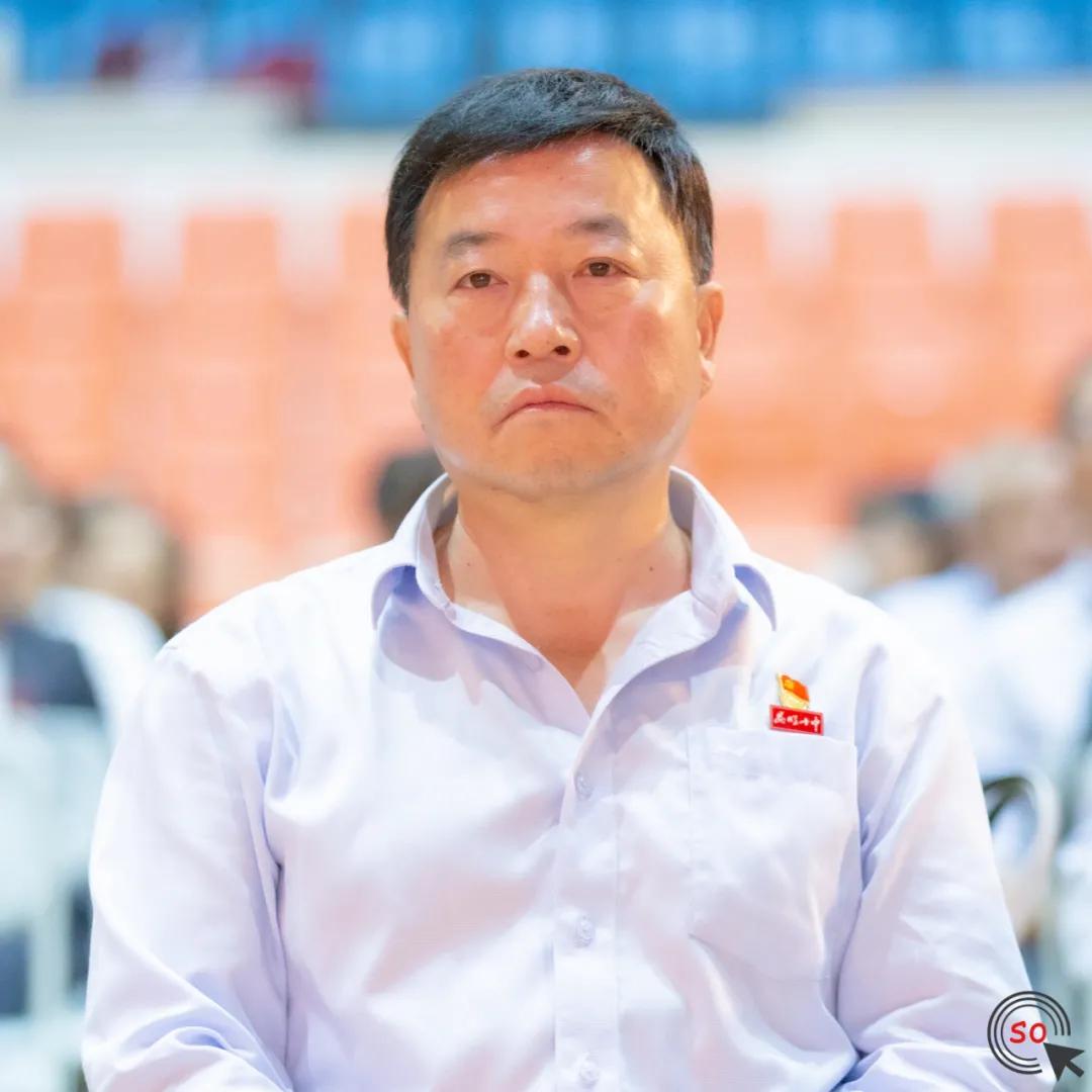 昆明行知中学教师节表彰大会,白塔中学隆重举行开学表彰大会