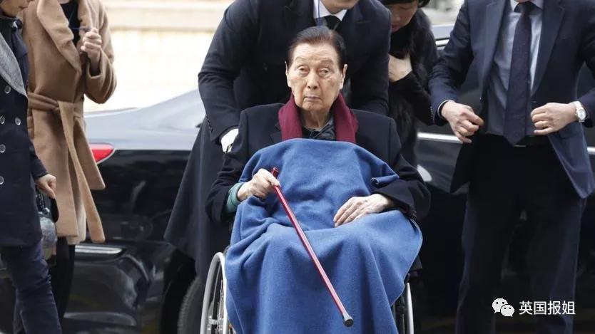 父子同场性侵一女星，兄弟为夺权反目撕X！韩国乐天，一场好戏