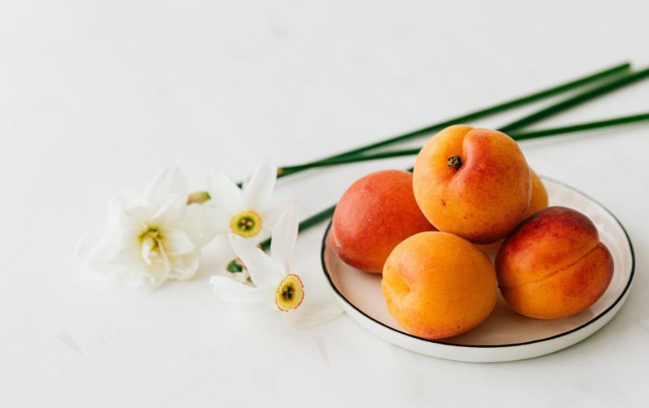 开水果店摆放水果图,开水果店哪些水果不能摆放一起