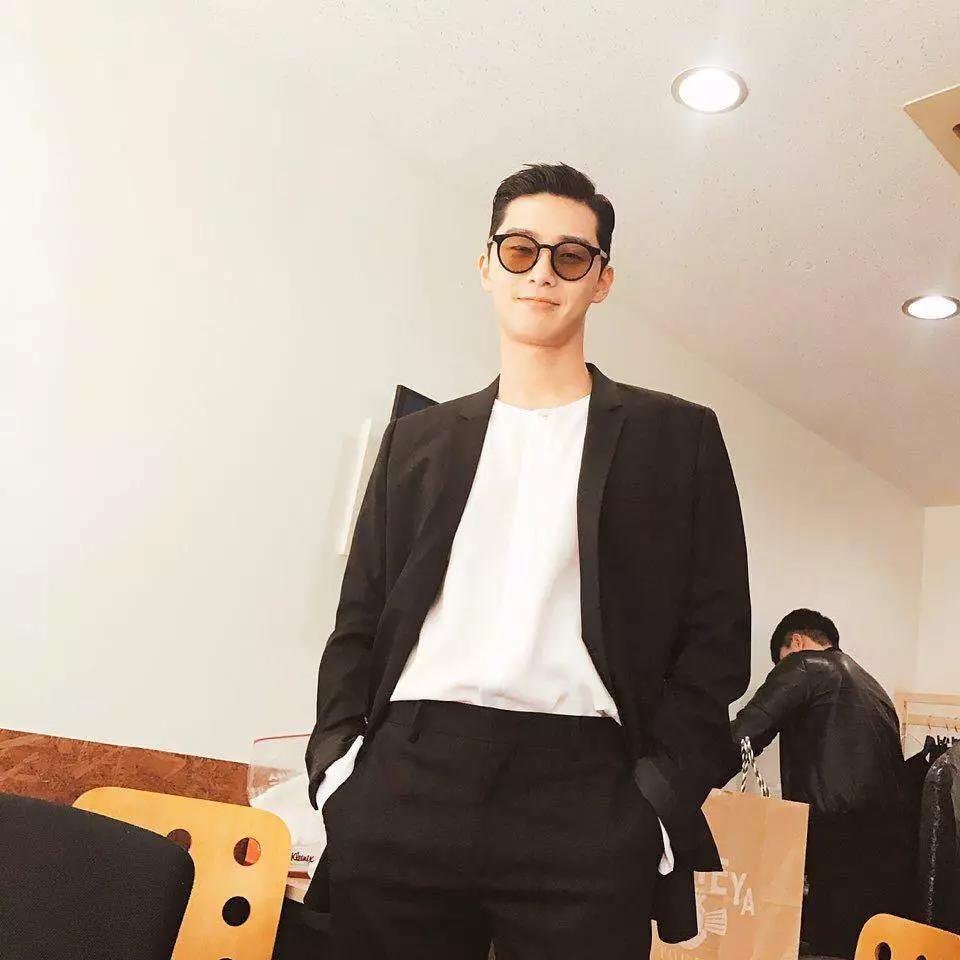 参考金秘书穿搭,《金秘书怎么那样》同款穿搭教学