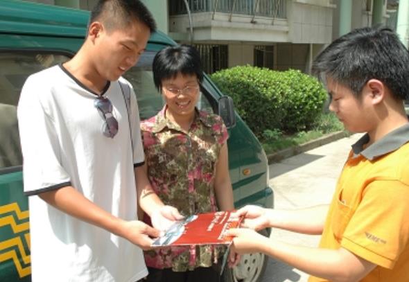 寄录取通知书为什么不用顺丰快递,顺丰快递录取通知书安全么