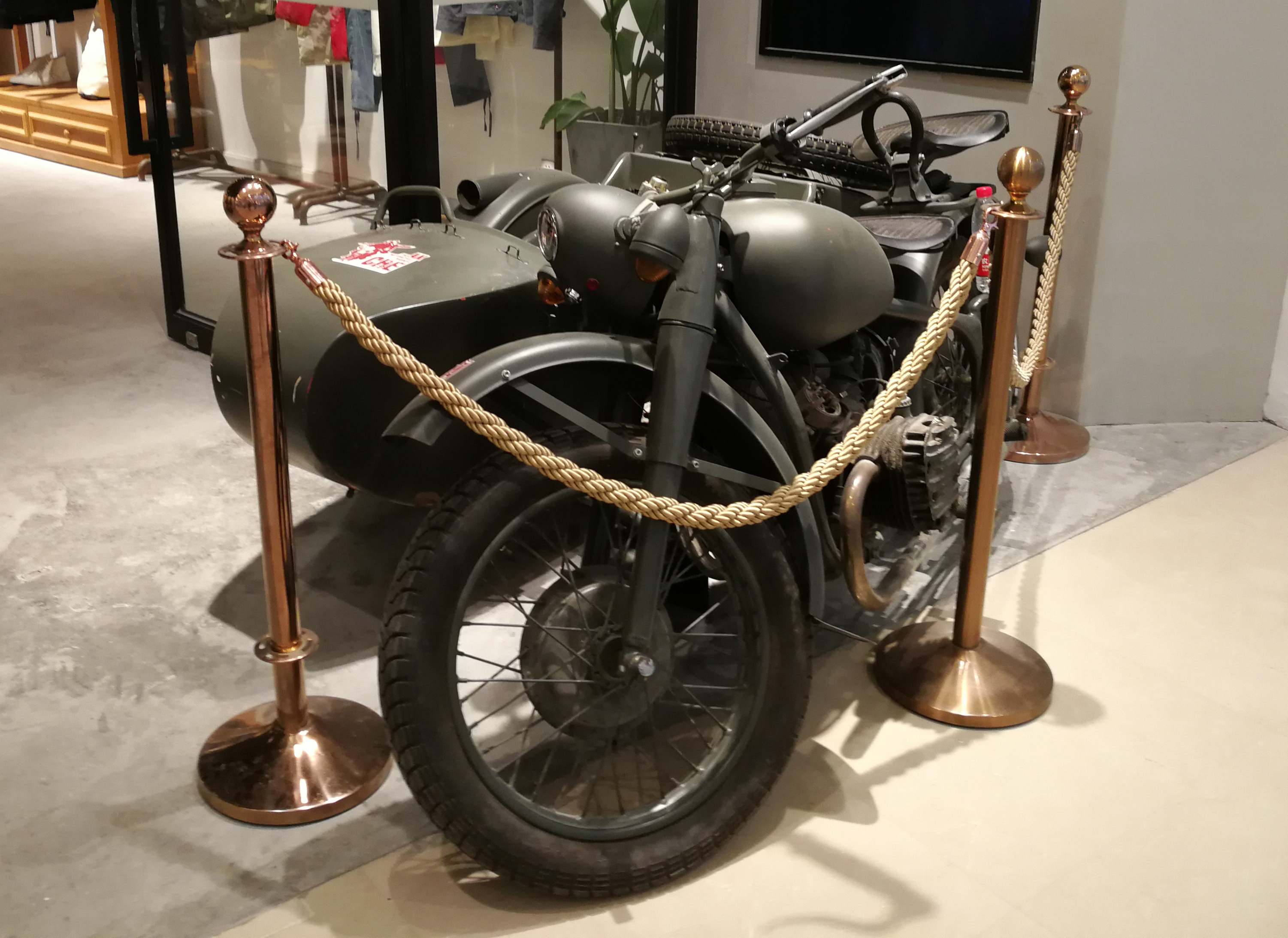 工业风装修店铺烧烤,工业风店铺装修效果图