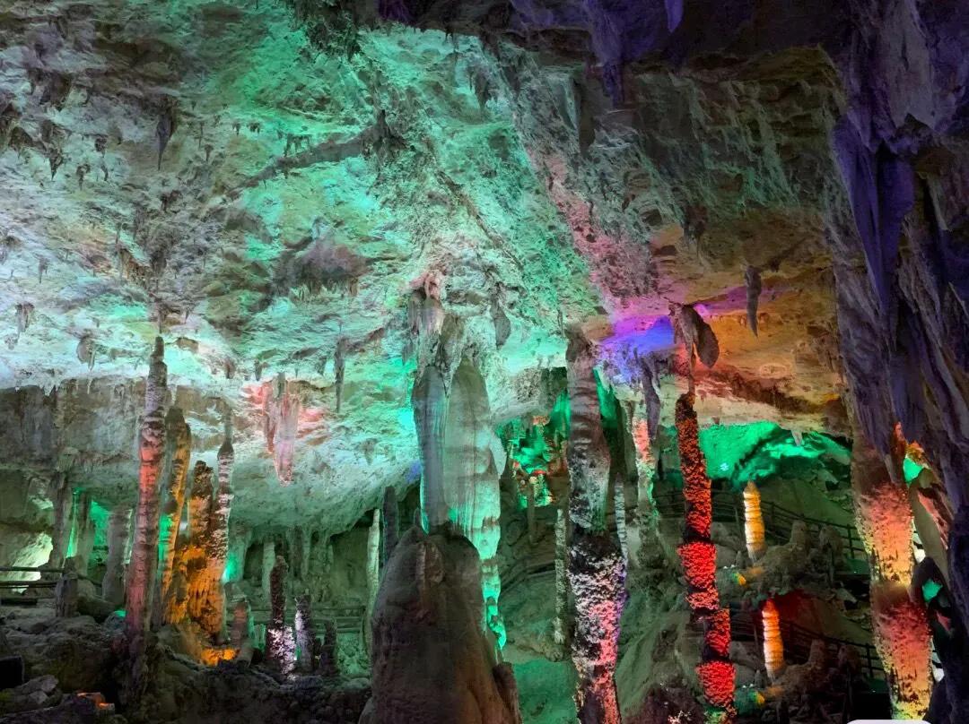 今天宜良景点哪里好玩,宜良好玩的夜景