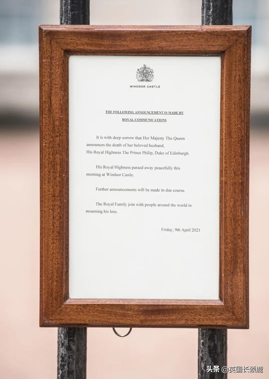 “感谢74年的陪伴，来生一定要再做我的爱人，好吗？”