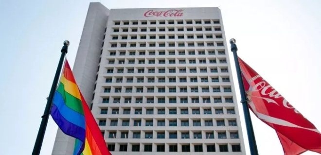 可口可乐品牌形象营销,可口可乐的广告本土化