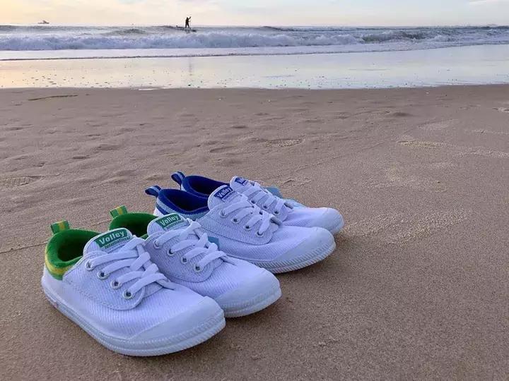 明星同款大牌小白鞋,国际大牌小白鞋