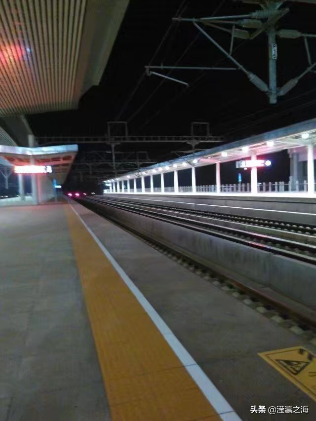 我和我同桌女生版,我和我的同桌样貌不一样