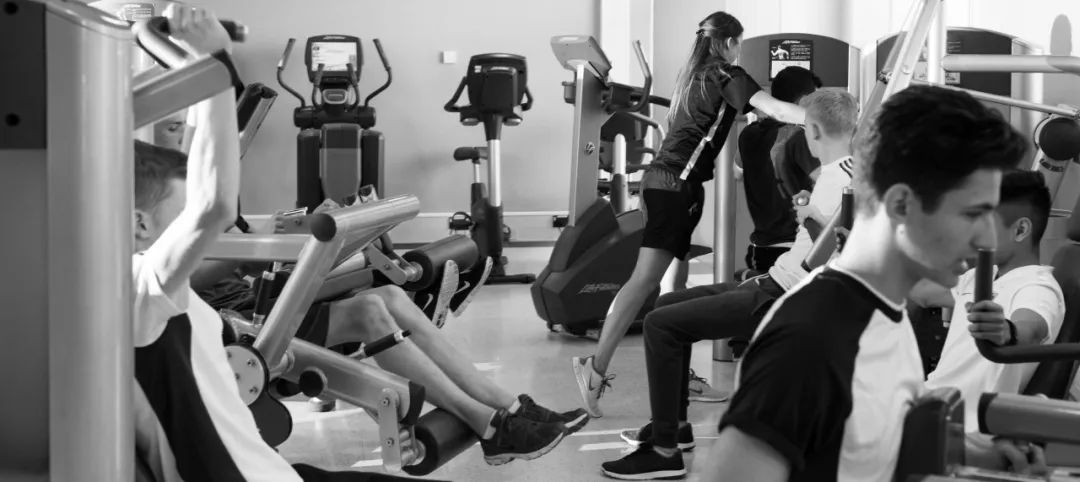 没有健身肌肉酸怎么回事,没有锻炼但是感觉肌肉酸痛