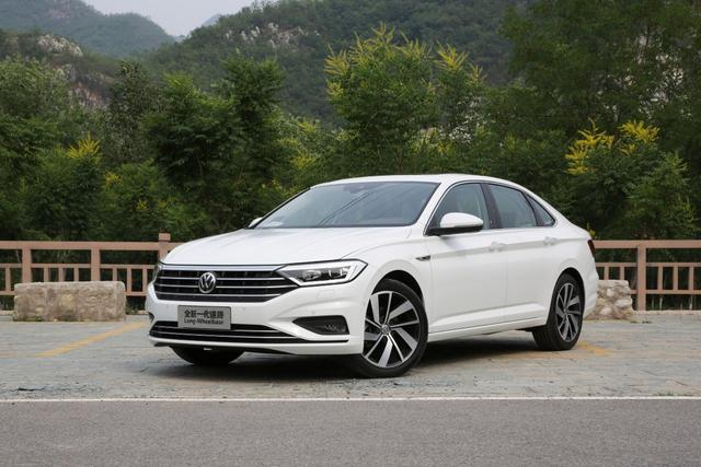 大众全新速腾1.4t自舒评测,大众全新速腾1.5t试驾视频