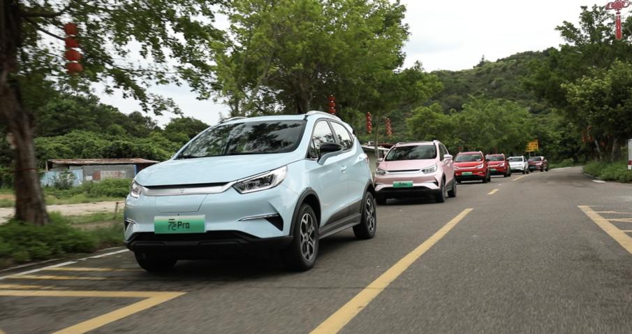 低价有好货!除了“佩刀”外,它处处有惊喜?试驾比亚迪元Pro