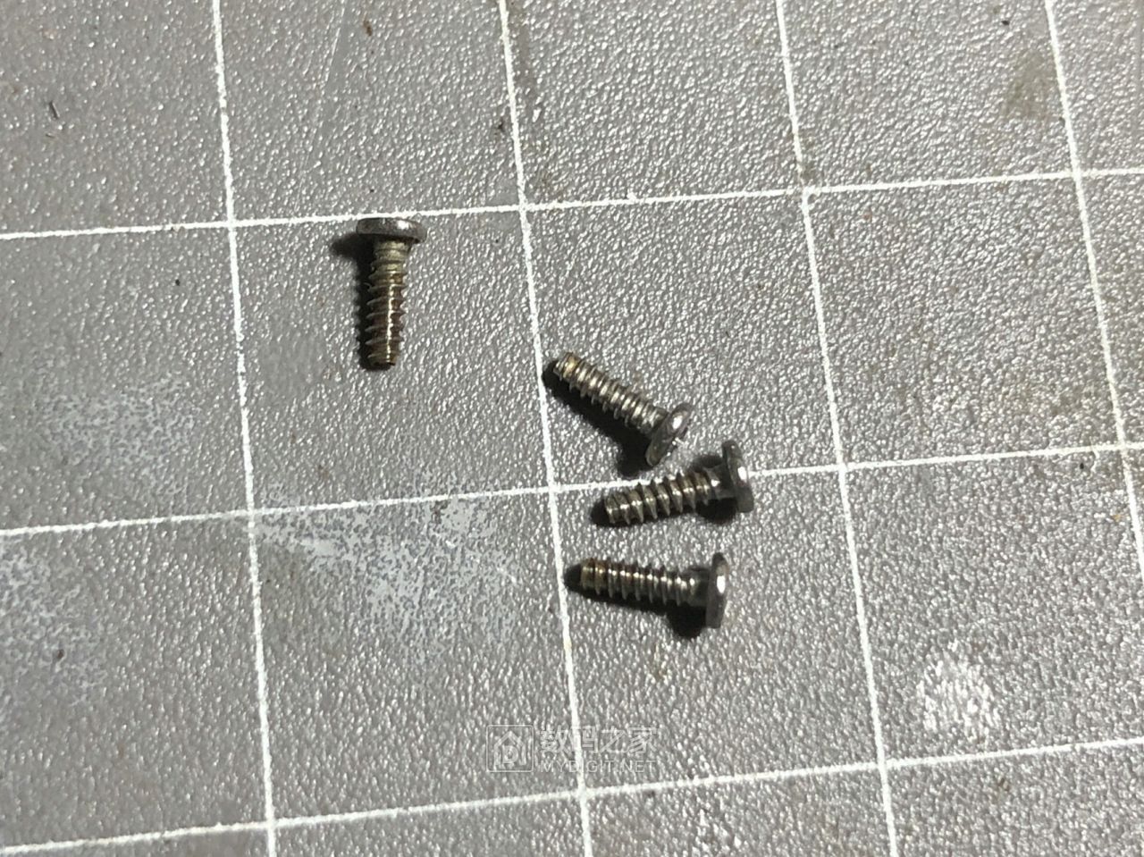 卡西欧手表ga1100更换电池,卡西欧手表ga1100电池更换视频