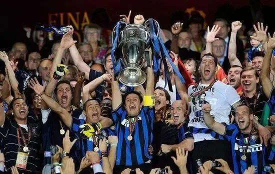 伪球迷之萨拉赫,伪球迷与中国足球