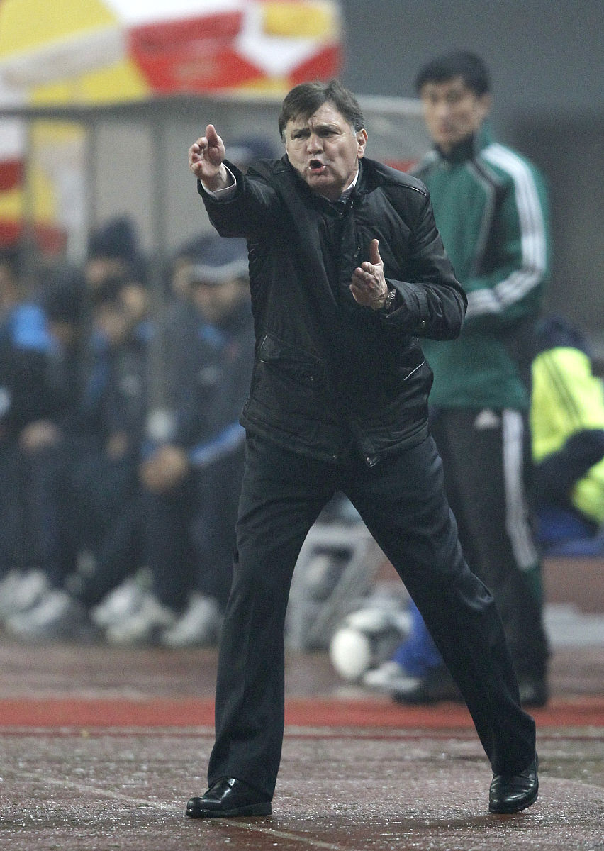 中国足球福地长沙剪辑,贺龙体育场中国足球福地