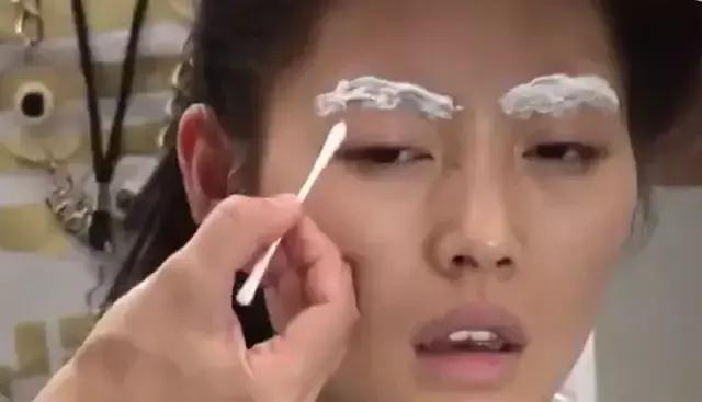 刘雯个人资料简介及男友,刘雯没谈过恋爱吗