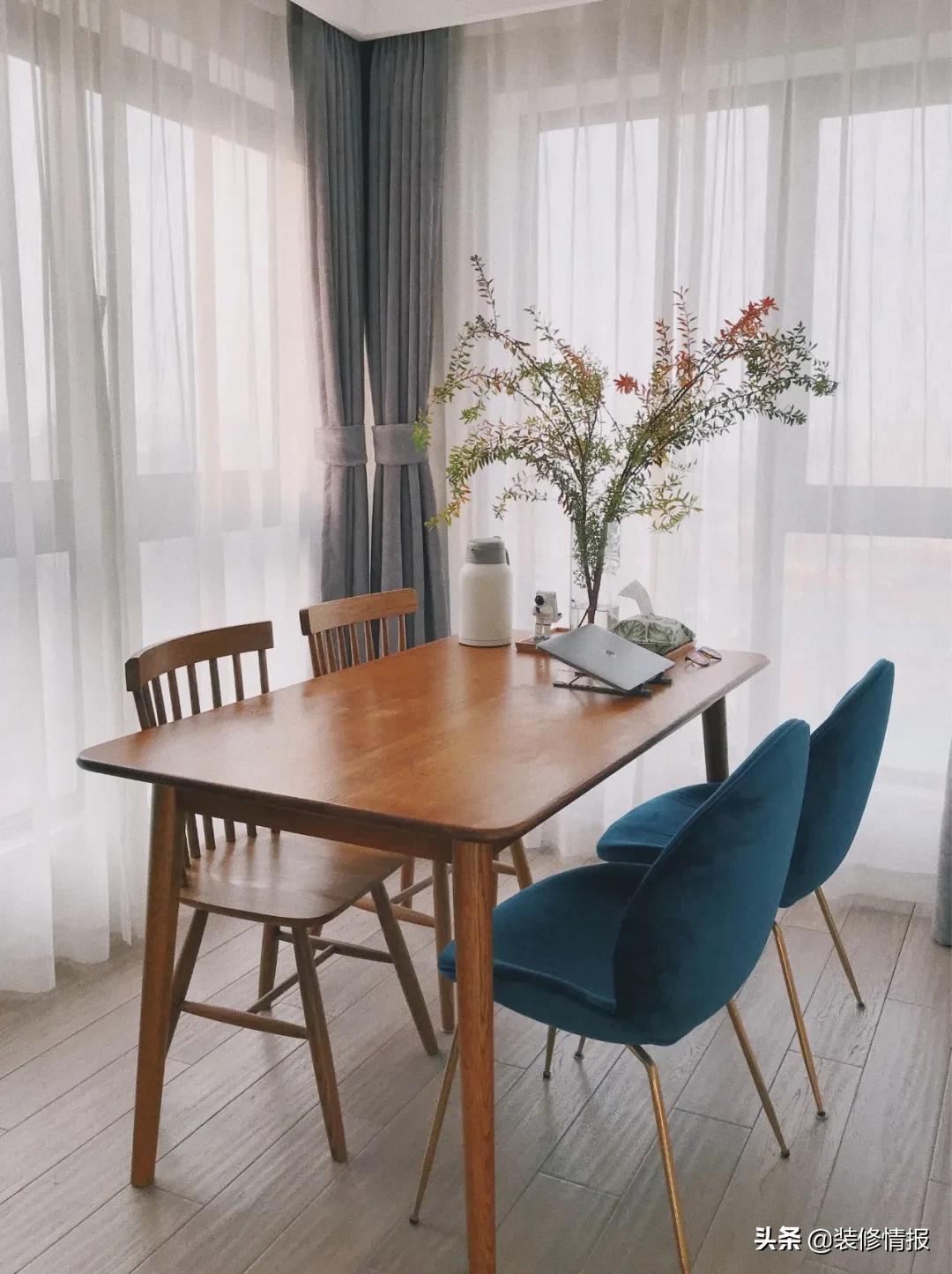 餐厅摆实木餐桌椅，用餐氛围精致情趣，生活过得有仪式！