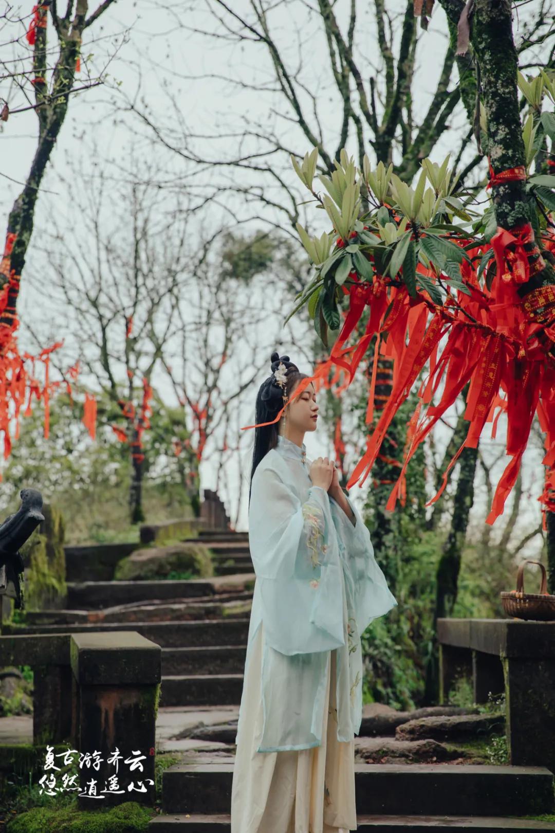 齐云山最新旅游攻略,自己游齐云山旅游攻略