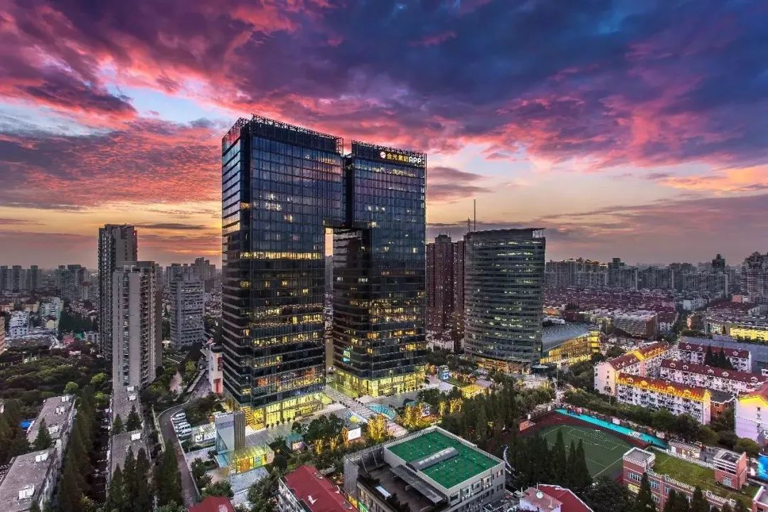 新疆天山一条街,天山一条街简介