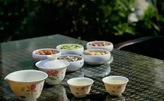 喝茶叶水能减肥吗刮油吗,喝哪种茶叶是刮油减肥的