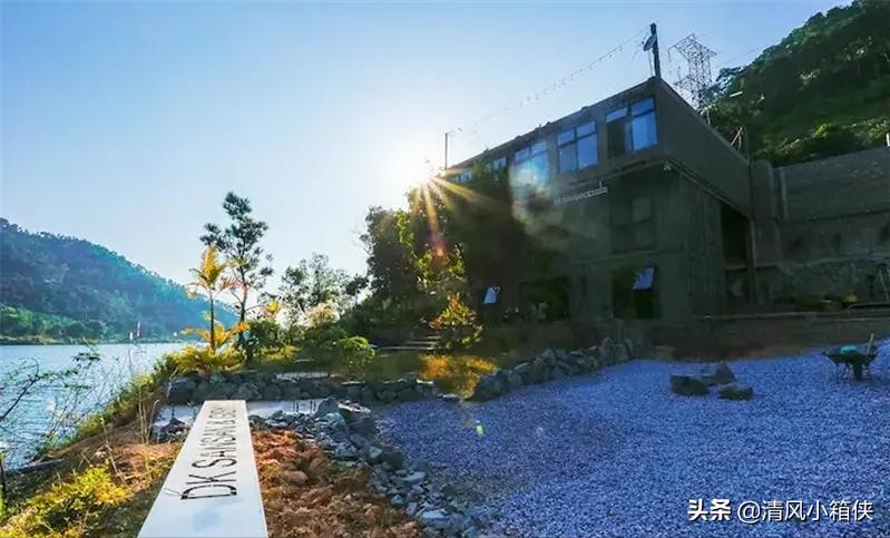 集装箱建筑可移动绝美集装箱民宿,模块化集装箱建筑海边民宿