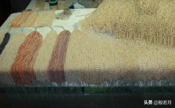 富婆花80万买钻被骗,中国富婆买钻石