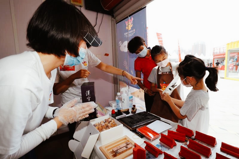 告别宅家“瘫痪”生活，玩转LOVEMORE市集