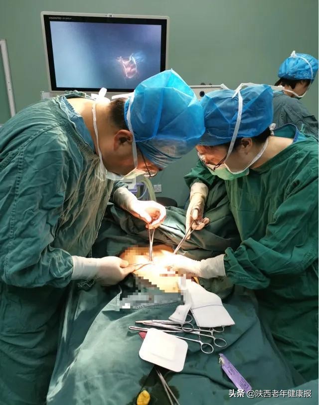 「硬核技术」男友为25岁“石女”寻医