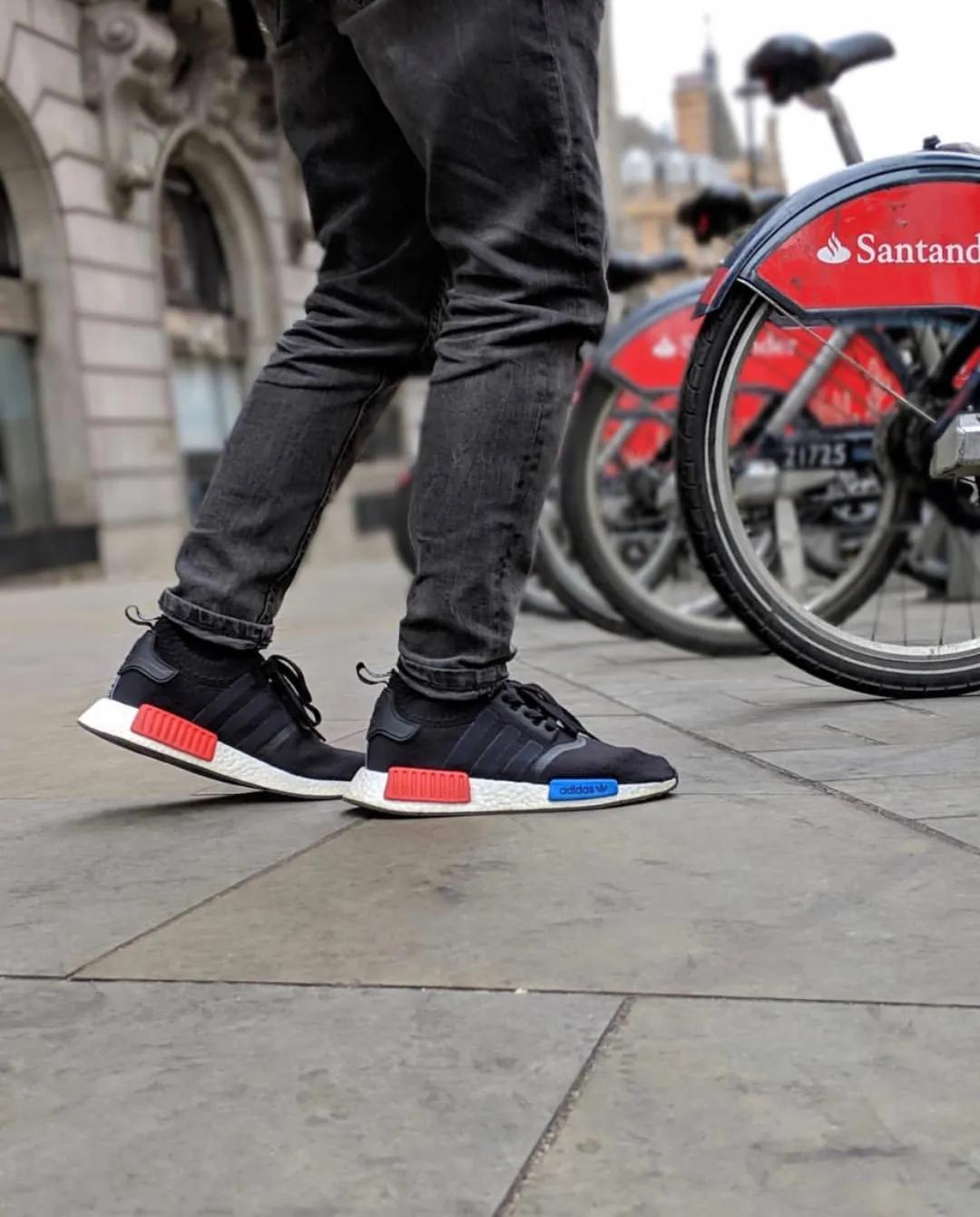 吹水鸭先知｜当宇航员、藤原浩、ow球鞋出现在老师的脚上...