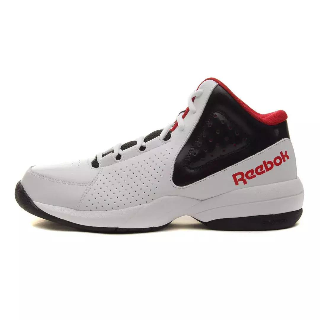 世界上第一双带钉鞋诞生在1895年,你知道是什么品牌吗?