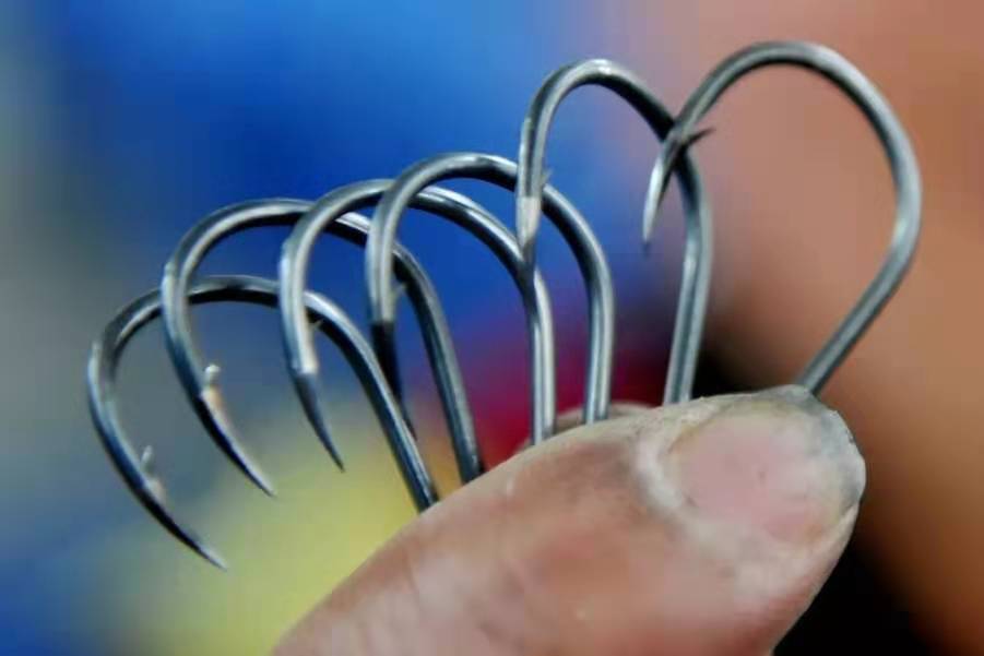 台钓用有倒刺还是无倒刺好,野钓鲫鱼钩怎么选