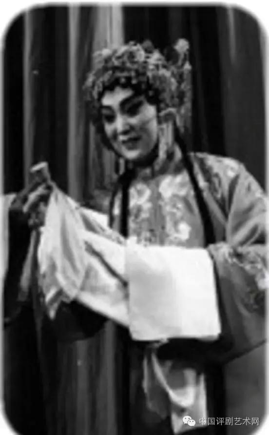 鲜灵霞回杯记唱段,鲜灵霞全部唱段