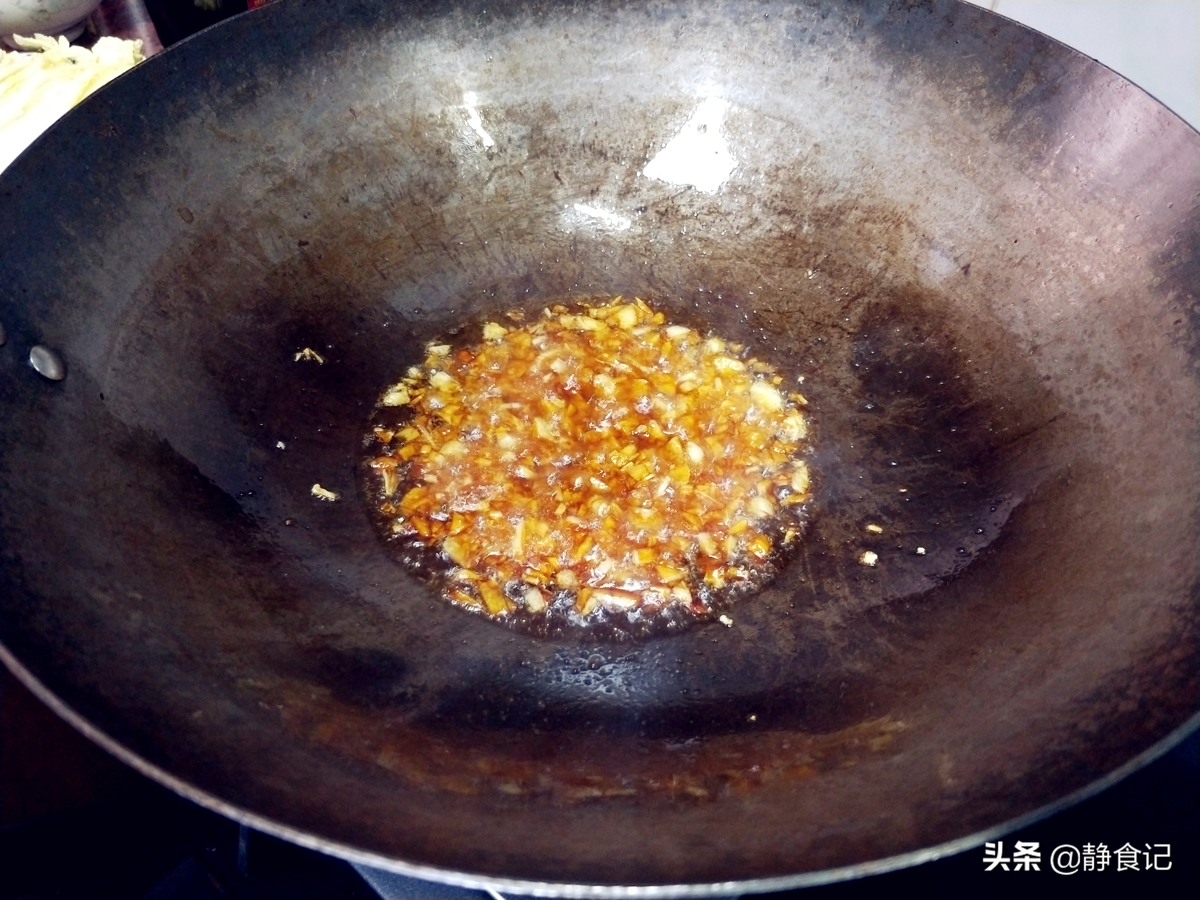 过年油腻多，吃点这菜，促进肠胃蠕动防便秘，给肠胃“大扫除”！