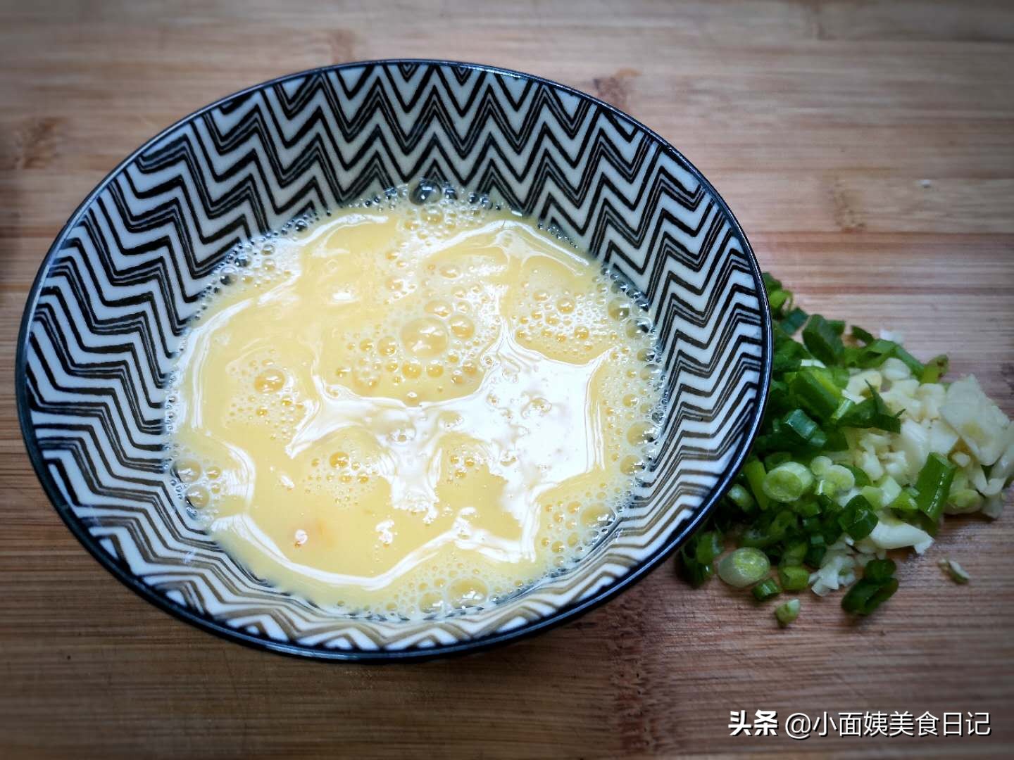 10月这个菜大量上市,我家经常买,炒鸡蛋特下饭,全家都爱吃