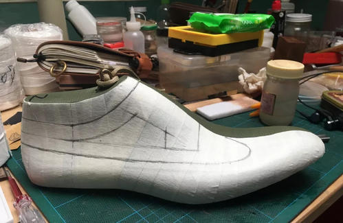 怎样成为一名球鞋设计师,球鞋设计师用什么软件