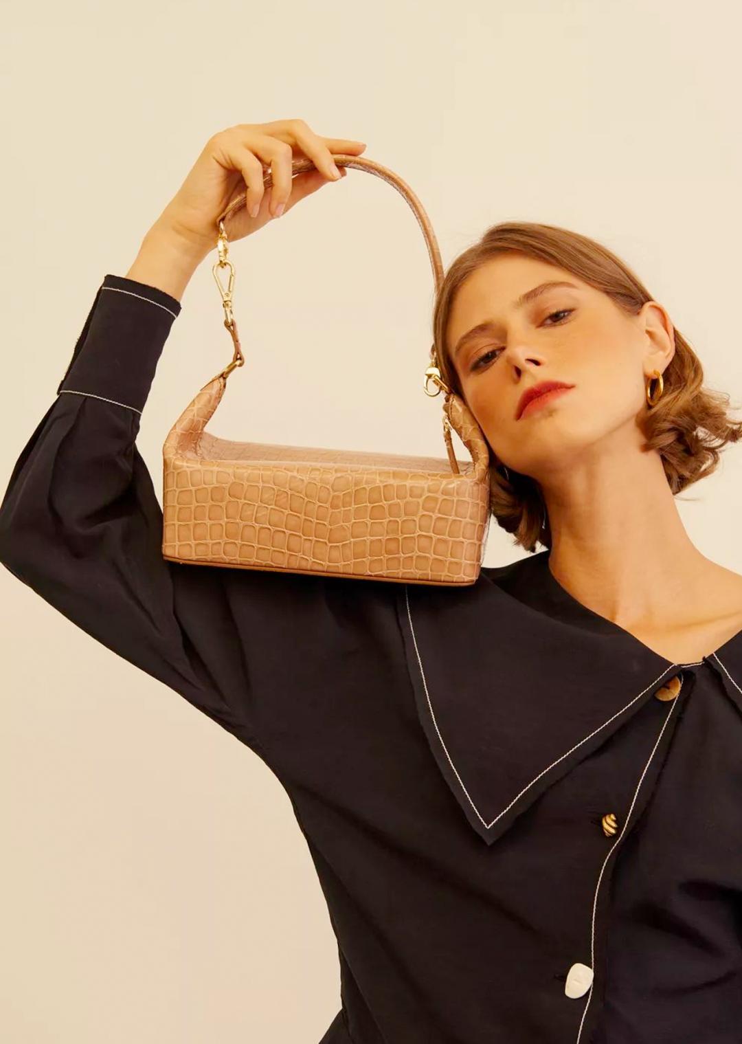 瀹嬪闇忓瓱缇庡矏鍚岀┛绱壊瑗胯,瀹嬪闇忓瓱缇庡矏绌挎惌