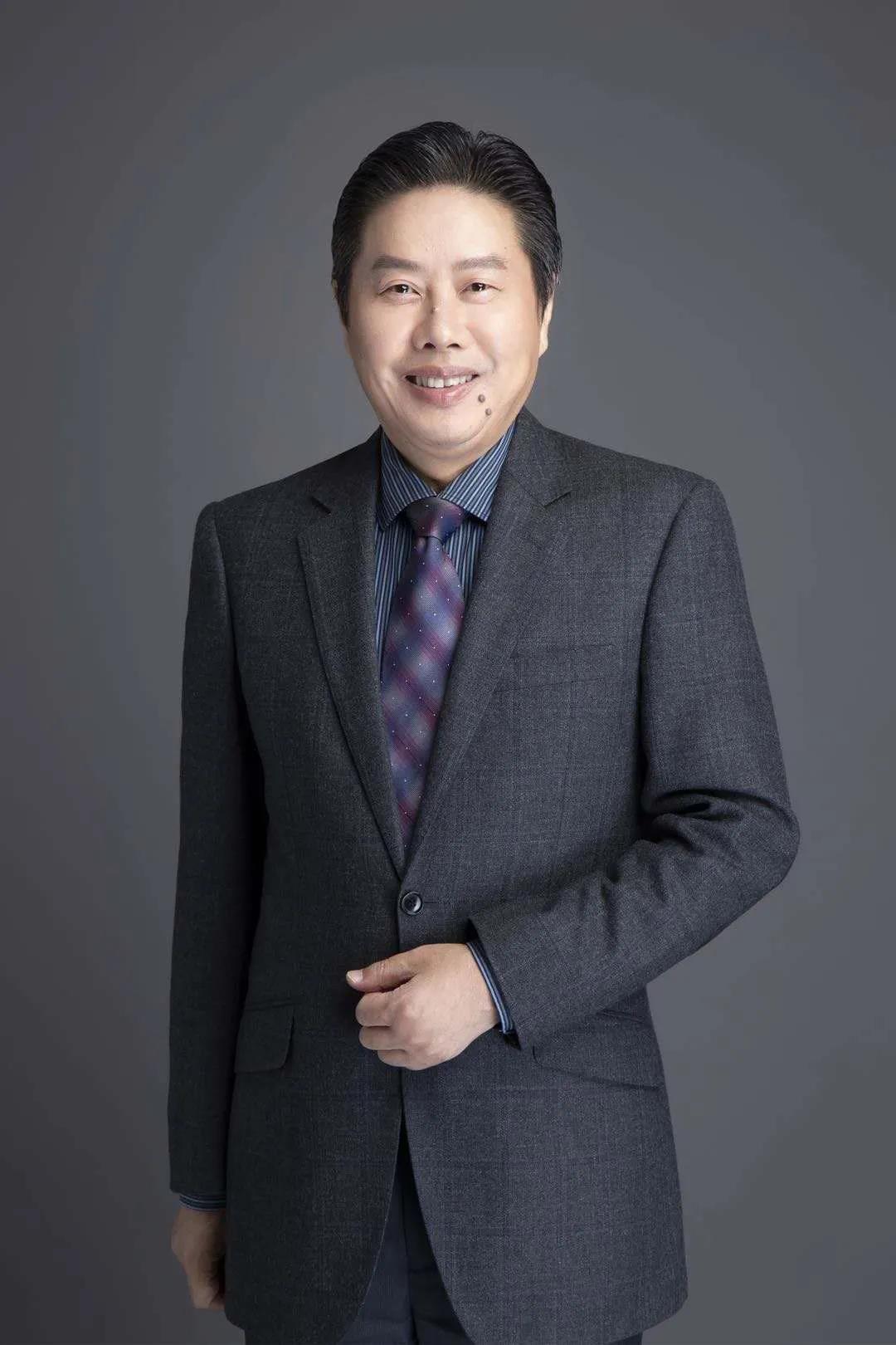 一场革命即将到来,一场新的革命开始了