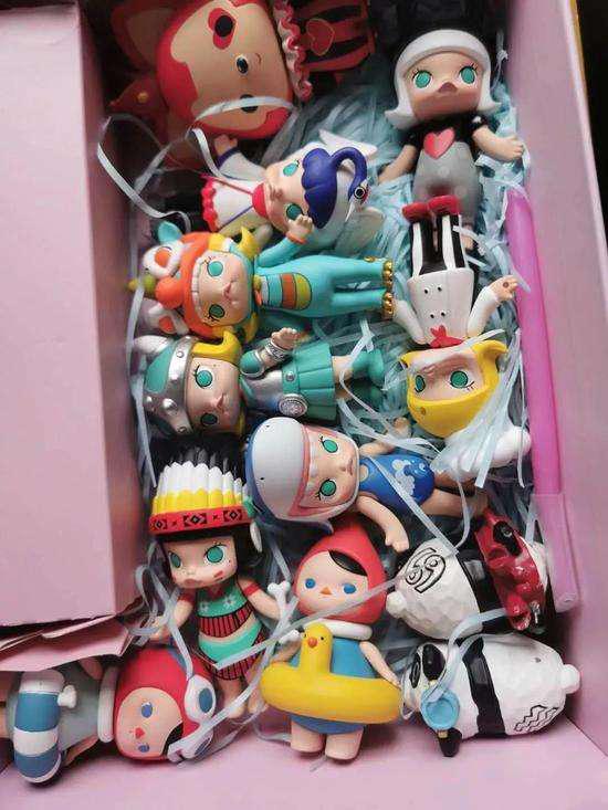 泡泡玛特市值缩水超1000亿港元,泡泡玛特计划香港上市