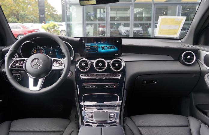 奔驰glc45多少钱,全网首试新一代奔驰glc到底怎么样