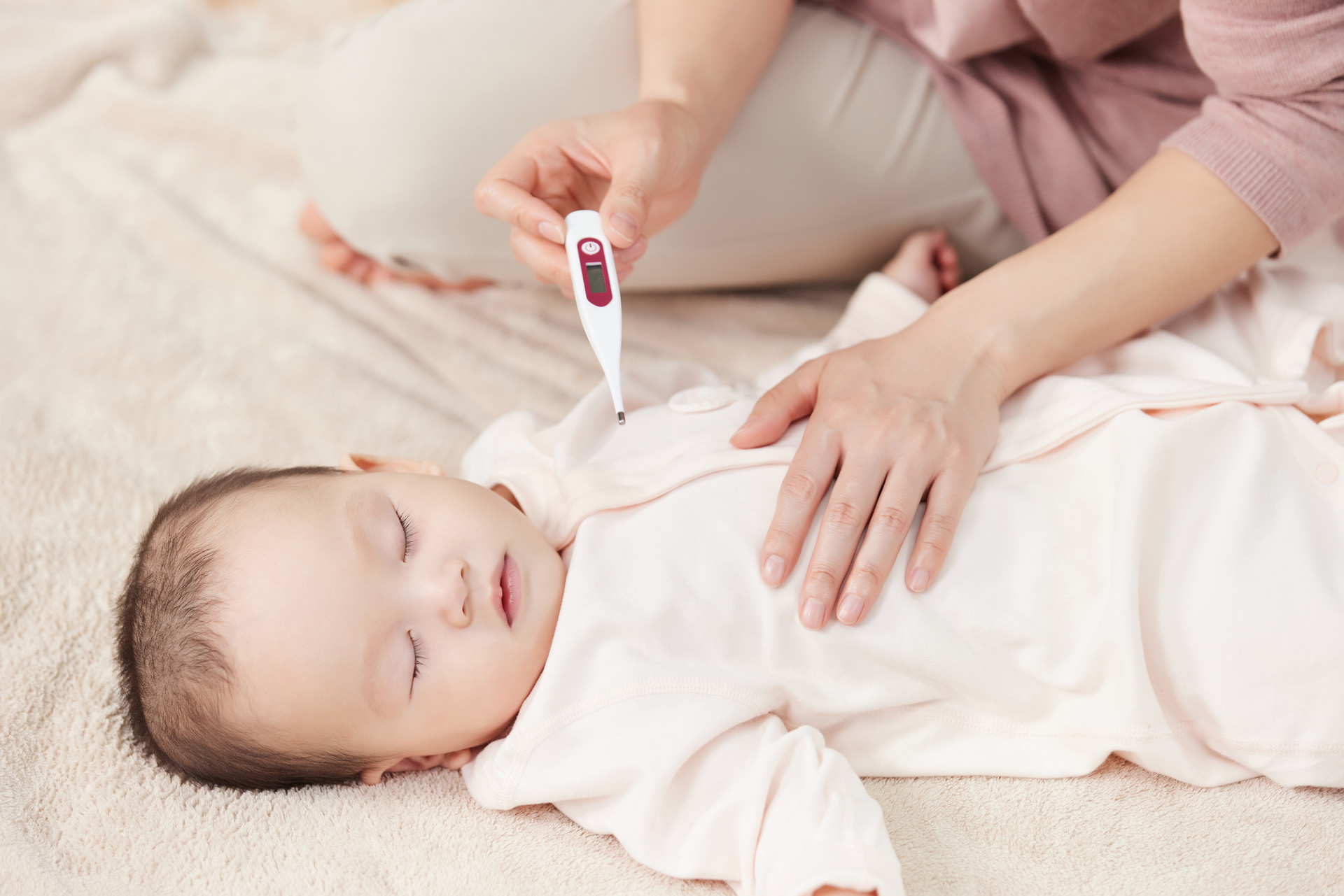 3岁前孩子老生病？牢记“两不三坚持四避免”，提高宝宝的免疫力