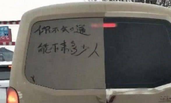 一代神车五菱宏光s,一代神车五菱宏光