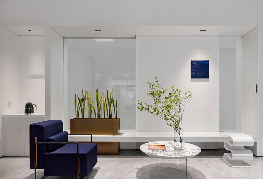 40平米办公室装修设计高端感,办公室装修空间美学