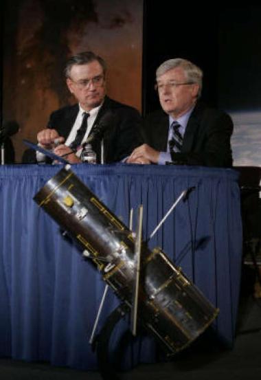 哈勃望远镜改变人类的宇宙时空观,哈勃望远镜探索黑色宇宙