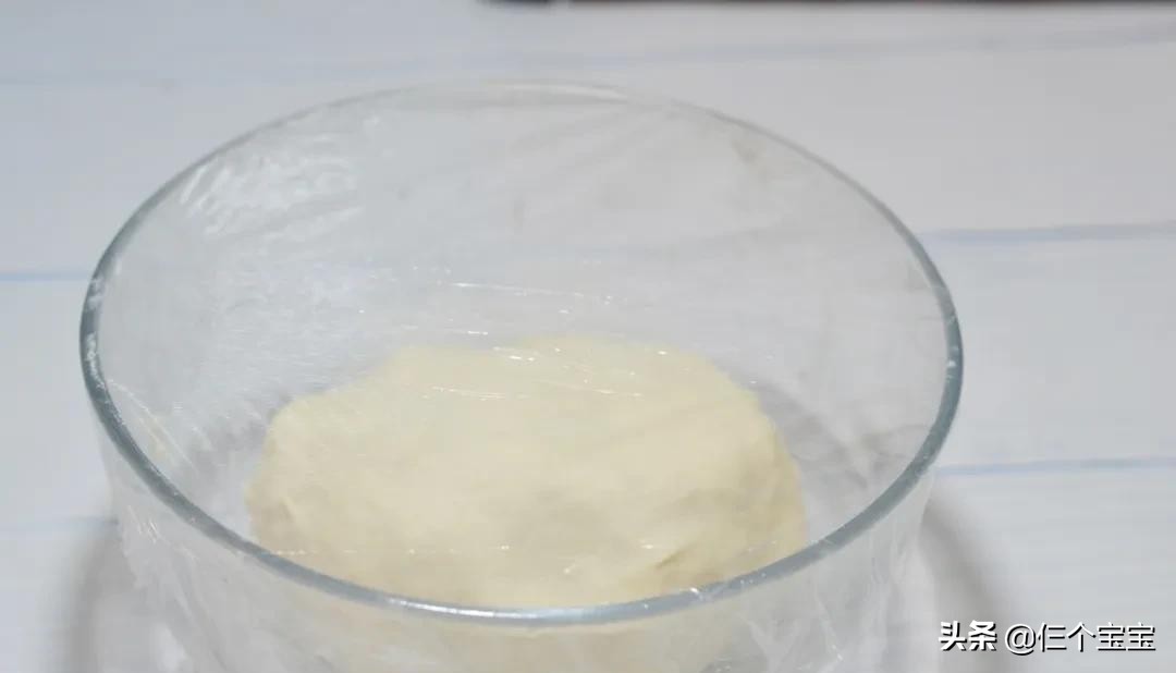 外酥里嫩满口汤汁的生煎包,外酥里嫩鲜香入味营养健康