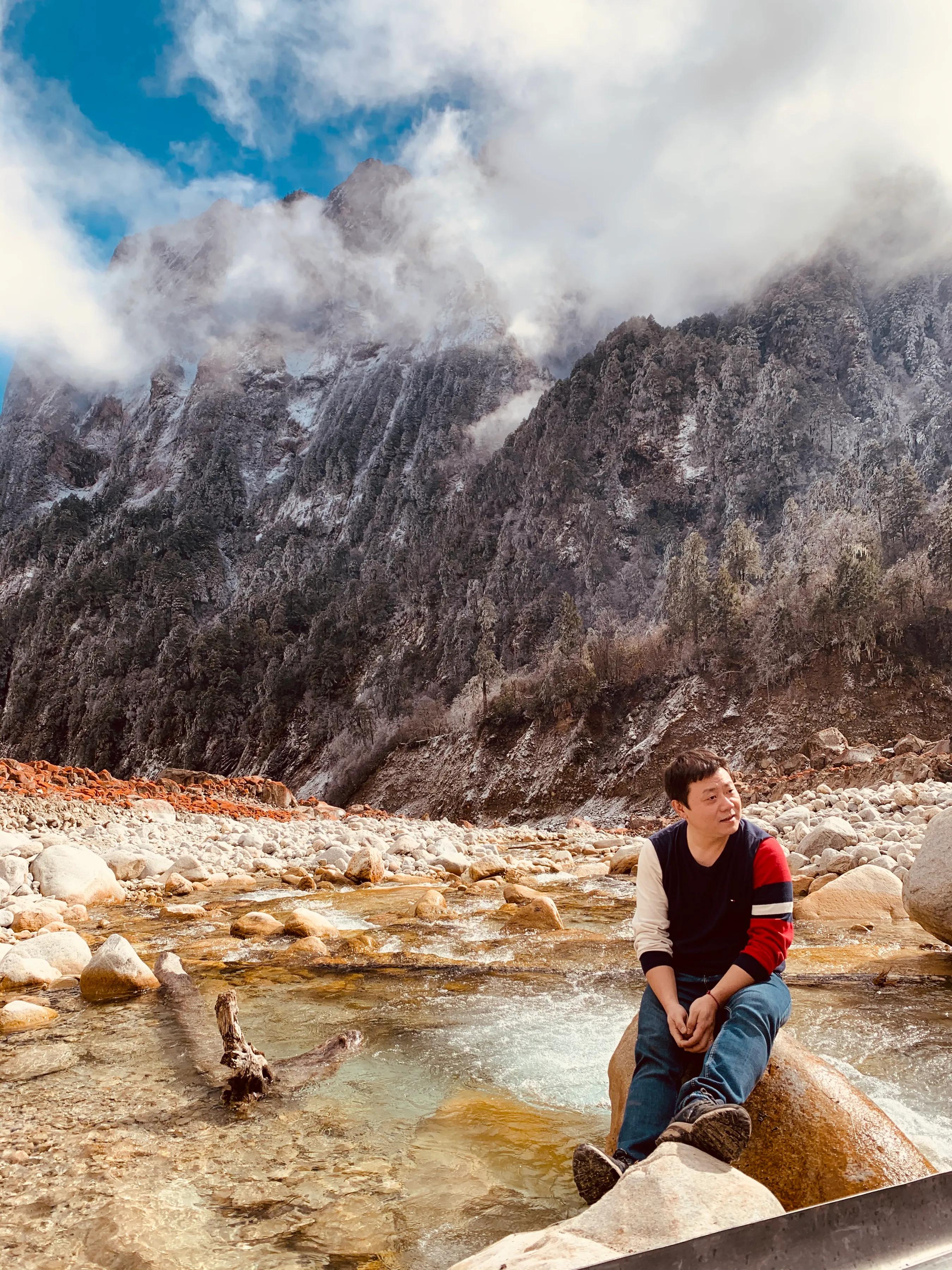 海螺沟燕子沟旅游攻略,海螺沟和燕子沟哪个更值得去