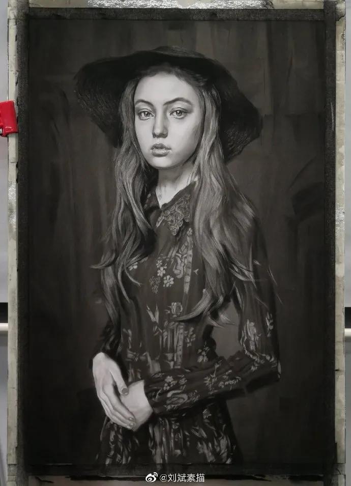 刘斌素描技法用的绘画材料,刘斌素描用的什么笔